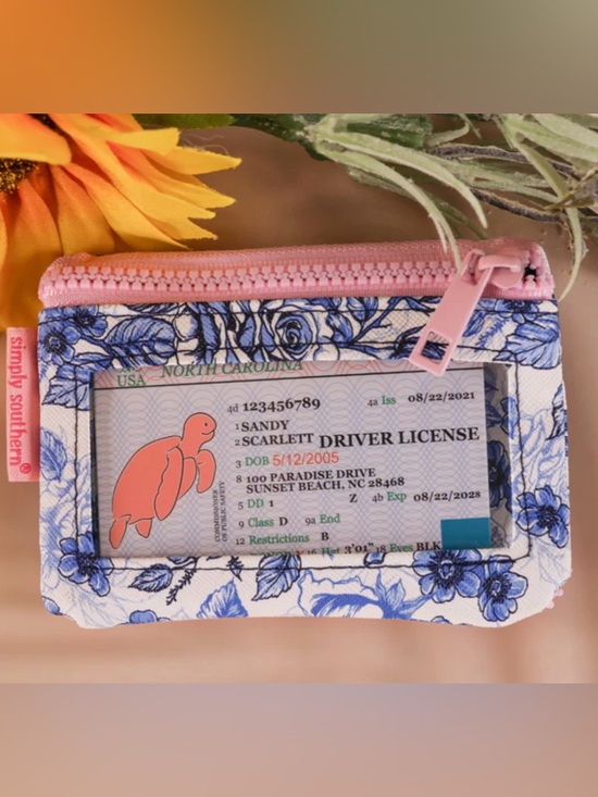 Simply Southern Handbags - Simply Southern ID wallet: Rose